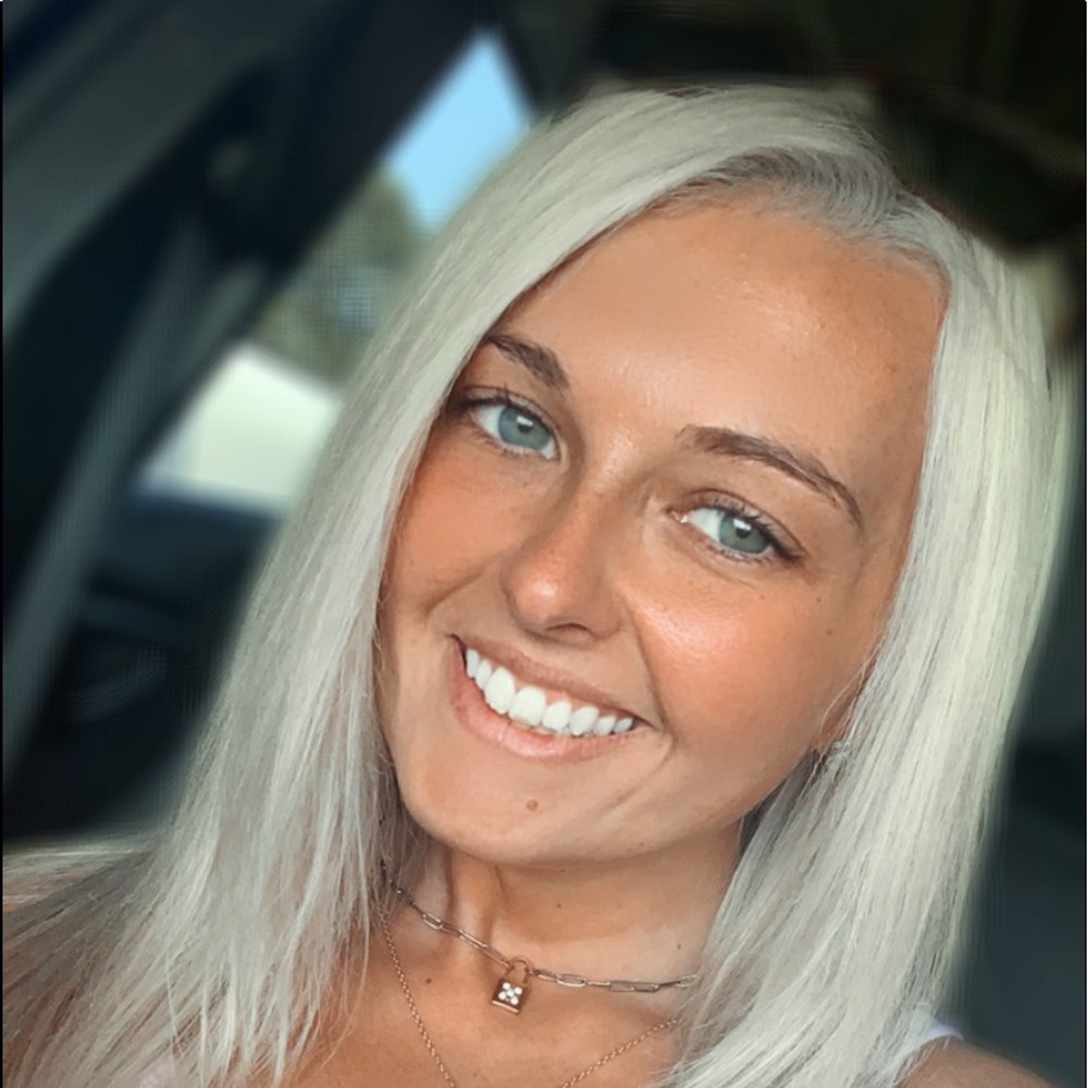 Meet your Posher, Samantha